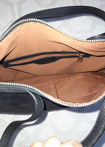 Siyah Süet Fermuarlı Gotik Kadın Çanta - Görsel 4