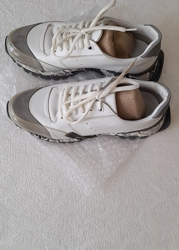 Diğer Baskılı Tabanlı Beyaz Bağcıklı Kadın Sneaker