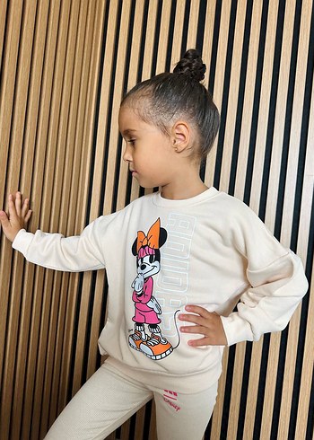 Adidas Beyaz Baskılı Kız Sweatshirt ve Eşofman Takımı
