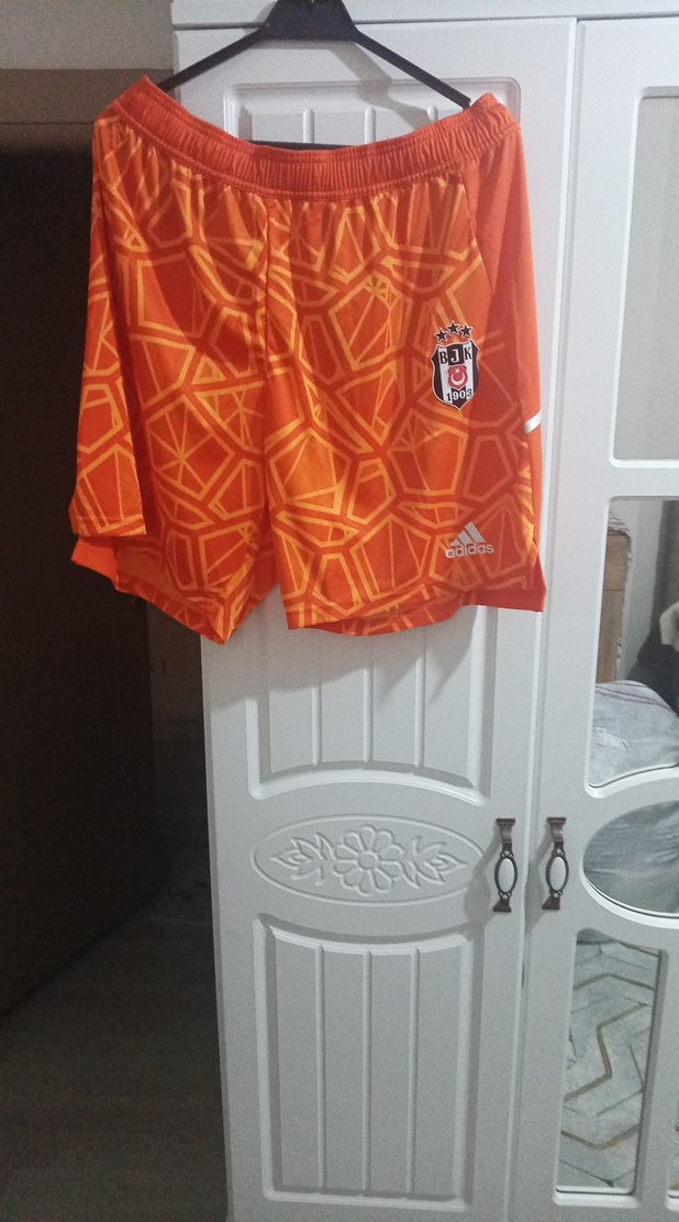 Turuncu Desenli Gevşek Kesim Erkek Şort - Görsel 2