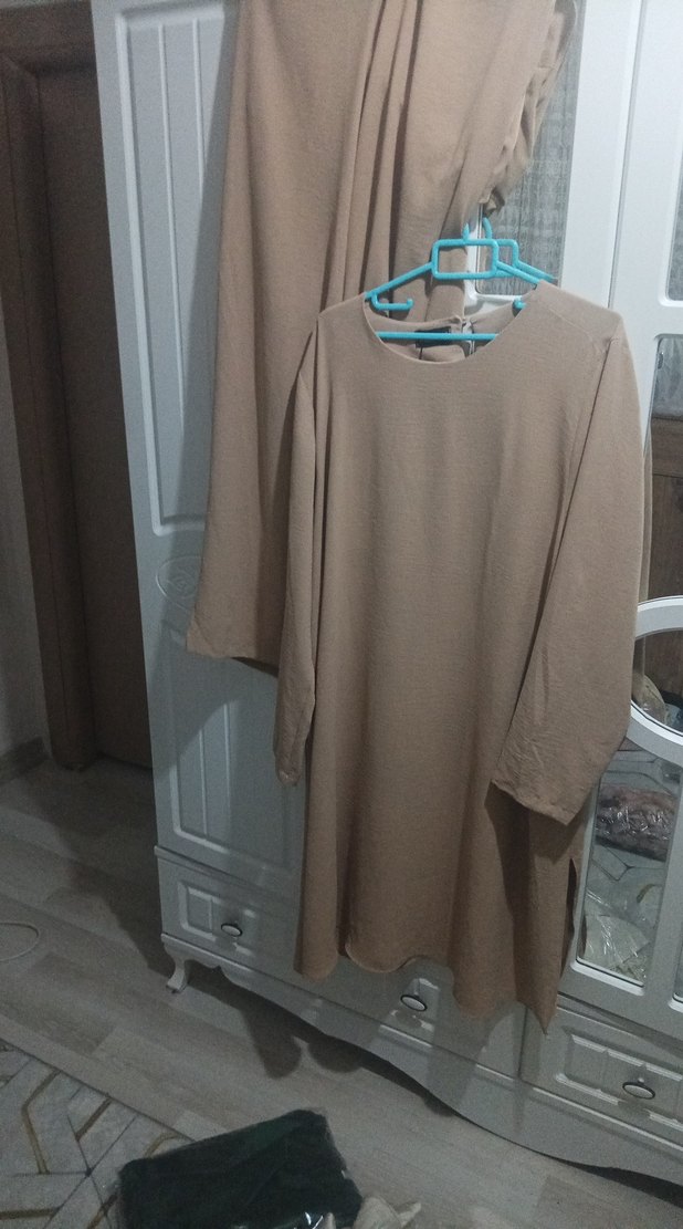 Bej Uzun Kollu Kadın Tunik - Görsel 2