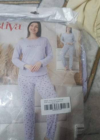 Gri Desenli Uzun Kollu Rahat Kadın Pijama Takımı - Görsel 2