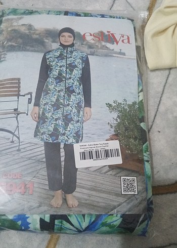 Desenli Uzun Kollu Kadın Tesettür Takım - Görsel 4