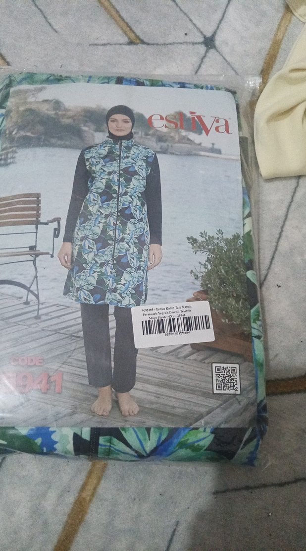 Desenli Uzun Kollu Kadın Tesettür Takım - Görsel 2