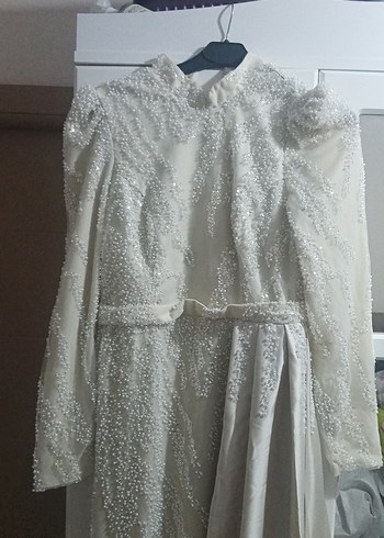 Uzun Kollu Drape Detaylı Beyaz Nişan Elbisesi - Görsel 4