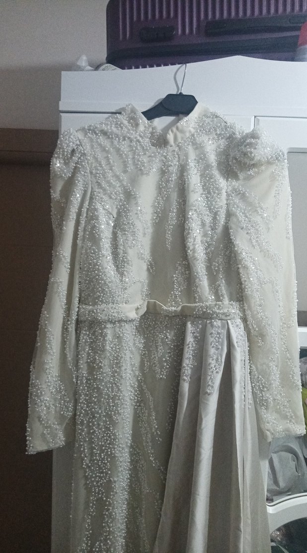 Uzun Kollu Drape Detaylı Beyaz Nişan Elbisesi - Görsel 4