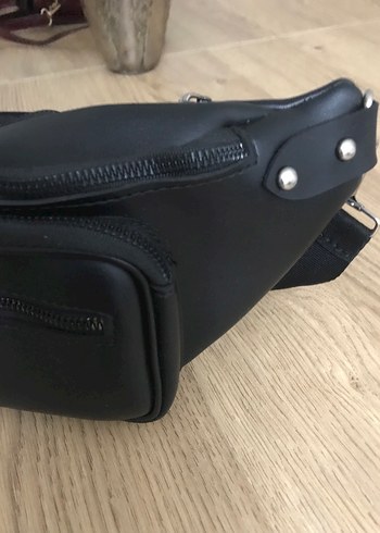 Diğer Siyah Deri Biker Tarzı Bel Çantası