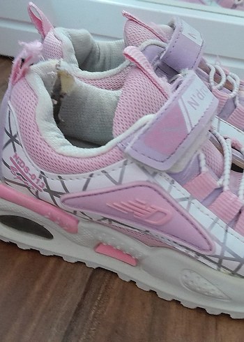 Kız Çocuk Pembe Cırtlı Spor Ayakkabı - Görsel 2