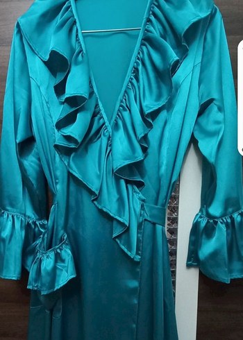 Turkuaz Saten Uzun Kollu Volanlı sabahlık - Görsel 2