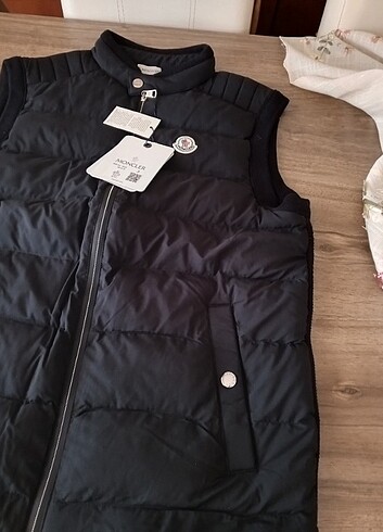 MONCLER YELEK