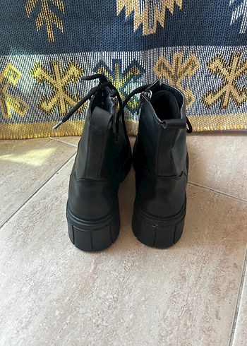 Siyah Yılan Desenli Platform Topuklu Bot - Görsel 4