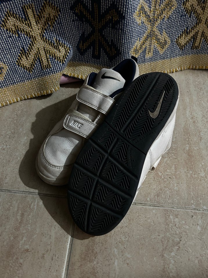 Beyaz Nike Erkek Çocuk Spor Ayakkabı - Görsel 3