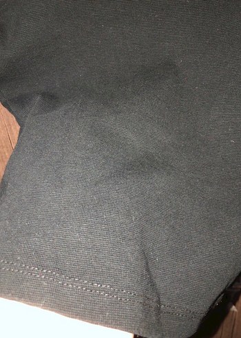 Siyah Kısa Kollu Crop Top - Görsel 2