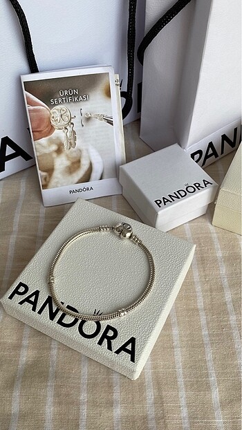Pandora Bileklik