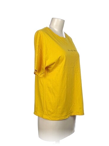 LC Waikiki LC Waikiki T-shirt %70 İndirimli.