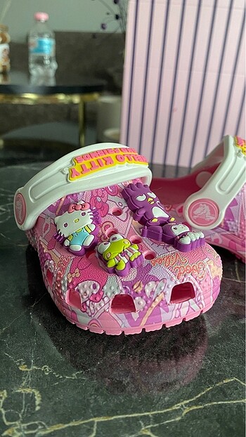 19 Beden Crocs hello kitty? C4