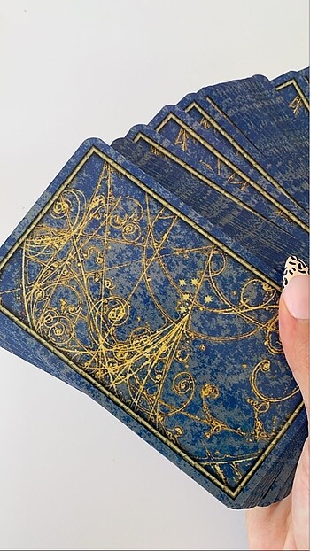 Sihirbaz Tarot Türkçe