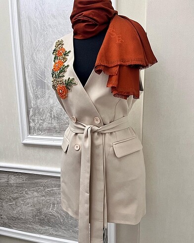 Tasarımcı Merly atelier yelek