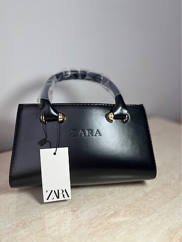 Zara çanta