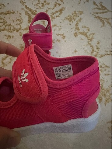 25 Beden Adidas ayakkabı