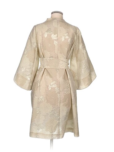 36 Beden Machka Trenchcoat %70 İndirimli.