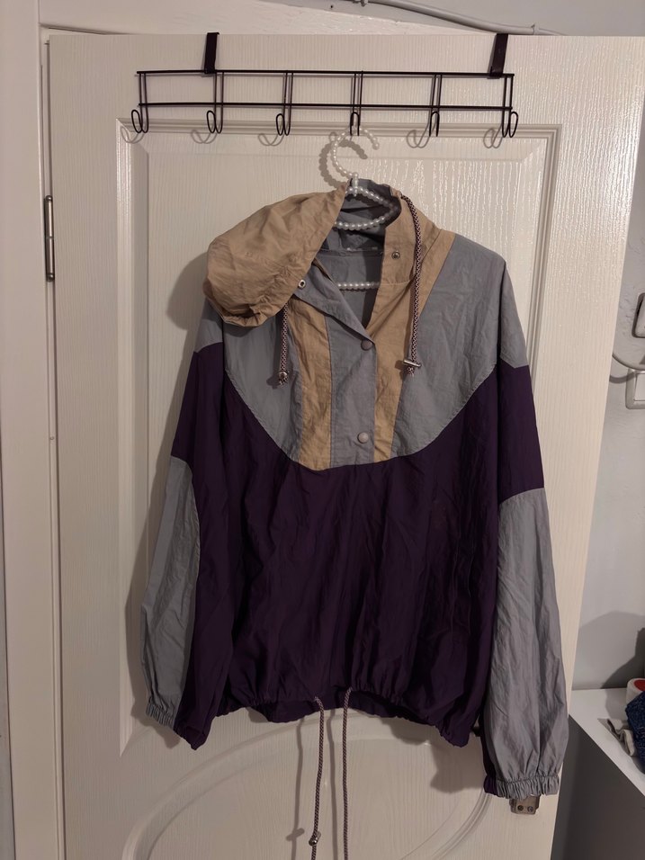 Gri Mor Düğmeli Rahat Kesim İnce Ceket - Görsel 2