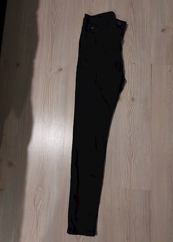 Siyah Dar Kesim Kadın ince kumaş Pantolon - Görsel 2