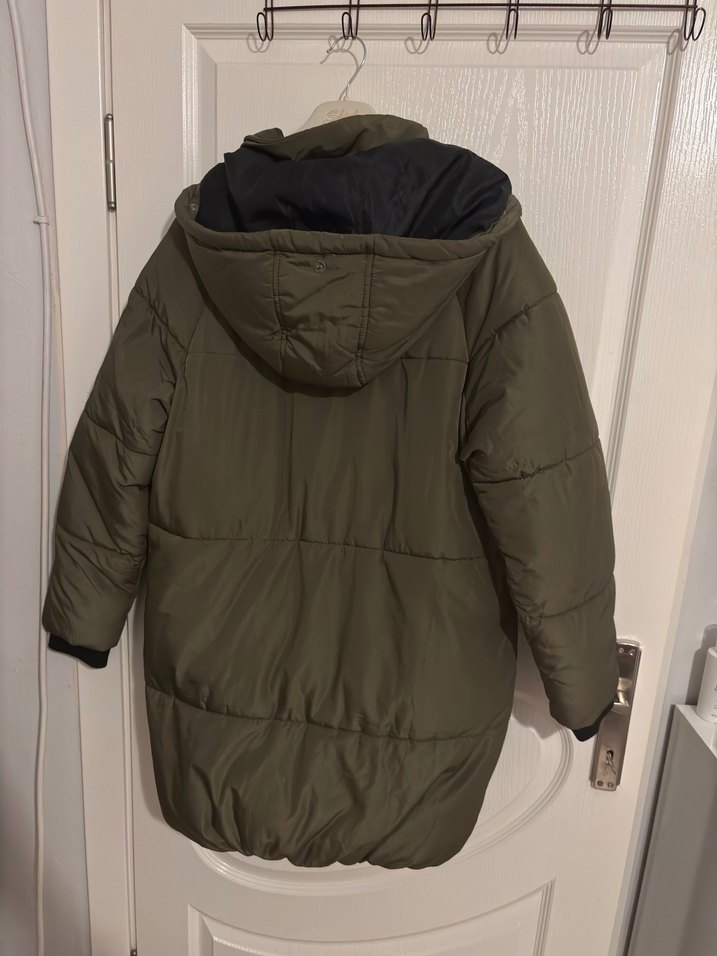 Fermuarlı Kapüşonlu Yeşil Kadın Kışlık Mont - Görsel 4