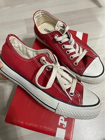 37 Beden Kırmızı convers