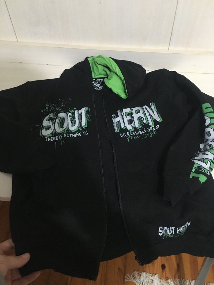 Erkek kapşonlu sweet - Görsel 2