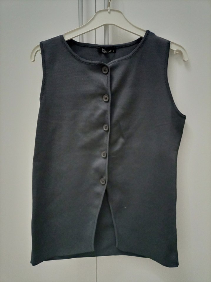 Düğmeli Gri Kadın Yelek - Görsel 2