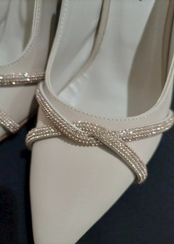 Bej Kadın Stiletto Taşlı Abiye Ayakkabı - Görsel 5