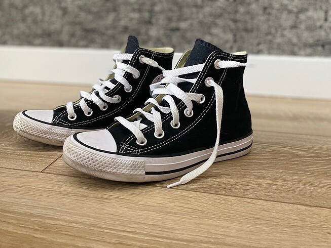 36 Beden siyah Renk Orijinal CONVERSE