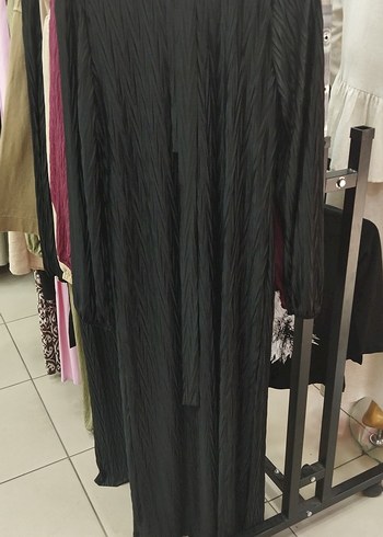 Siyah sade şık elbise