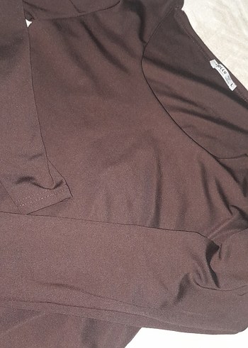 Siyah V Yakalı Uzun Kollu Kadın Bluz - Görsel 2