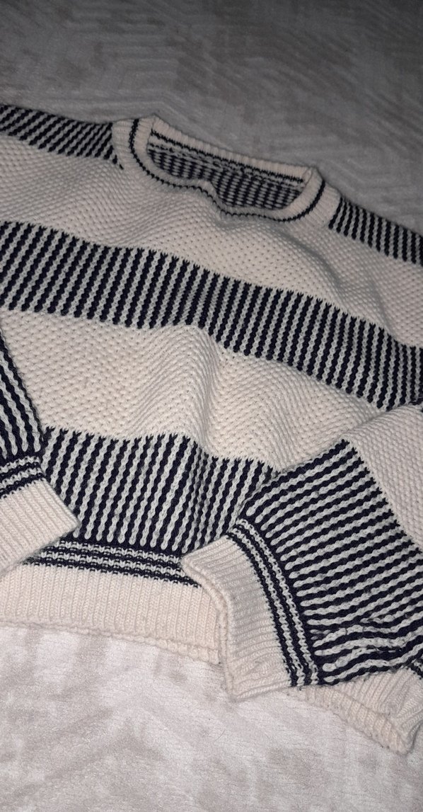 Gri Beyaz Çizgili Kadın Triko Kazak - Görsel 3