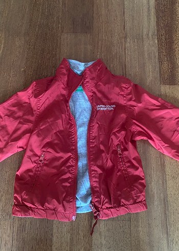 Benetton Erkek Çocuk Yağmurluk 12-18ay