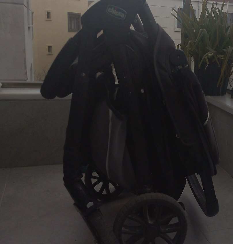 Chicco Siyah-Gri Bebek Arabası - Görsel 5