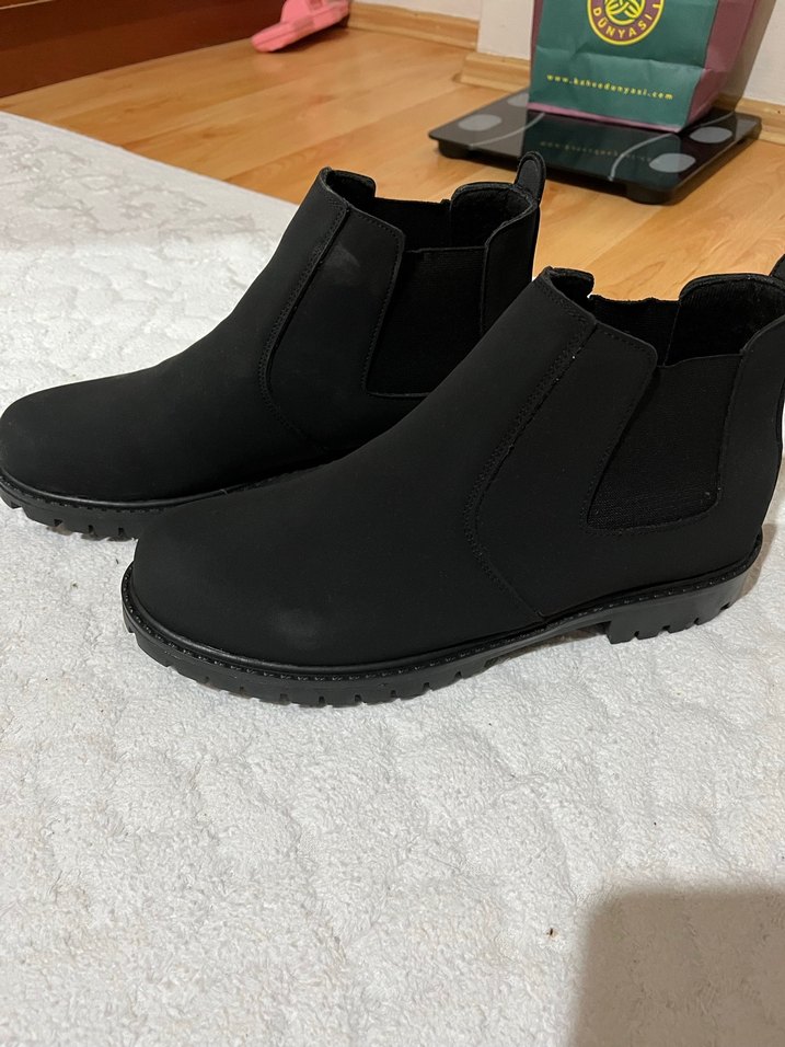 Erkek Bot - Görsel 5