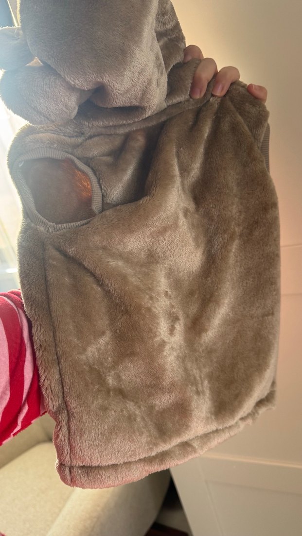 Kız Çocuk Kahverengi Kürklü Yelek - Görsel 3