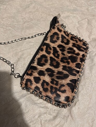 Leopar boncuklu çanta