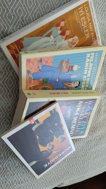  4 adet kitap 