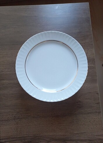 Güral Porselen Pasta tabağı 