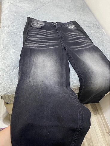 Urban Outfitters Baggy Unsex jean.