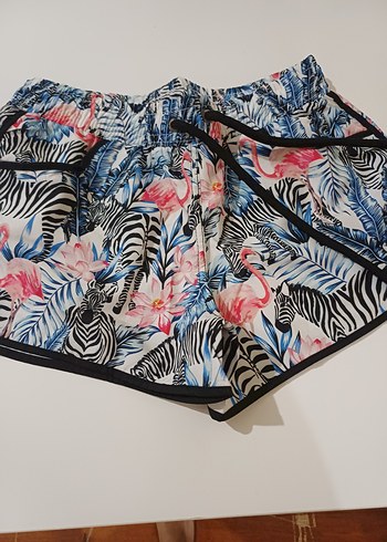 s Beden Renkli Zebra Desenli Mini Şort