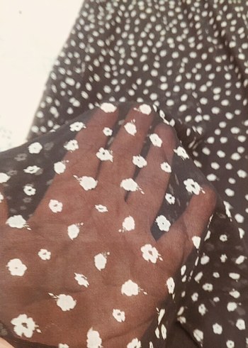 Siyah çiçek desenlı sifon elbise - Görsel 5