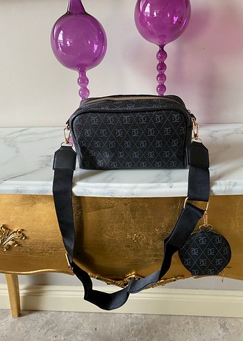 Siyah Kemerli Çapraz Çanta - Görsel 4