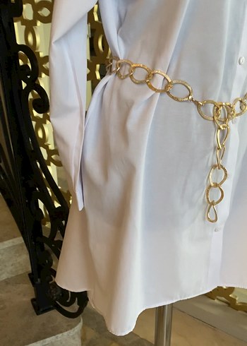 Zincir Detaylı Beyaz Uzun Kollu Kadın Gömlek - Görsel 3