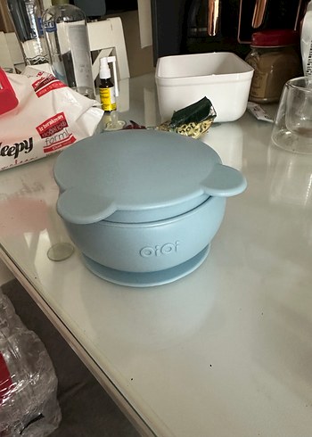  Beden Oioi kapaklı kase ve mama önlüğü