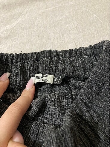 s Beden Beli lastikli Gri bol paça pantolon????